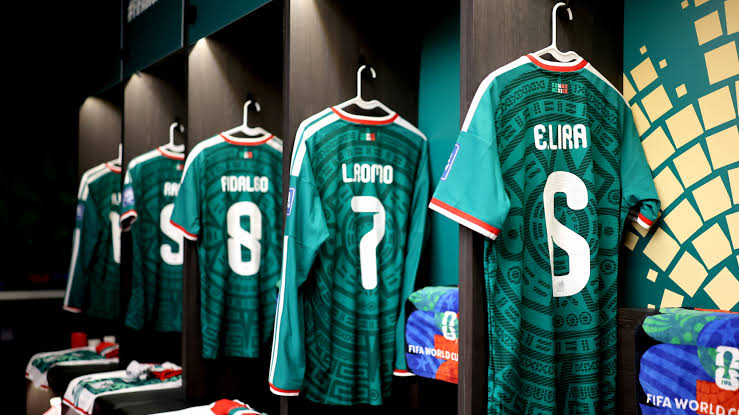 Mexico vs. Ecuador score: World Cup live updates as El Tri aim for round of 16
