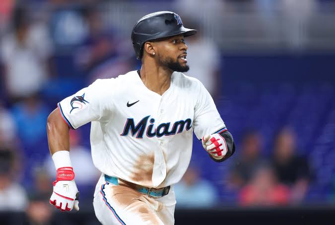 Red Sox News & Links: Sox reportedly “going big” at trade deadline
