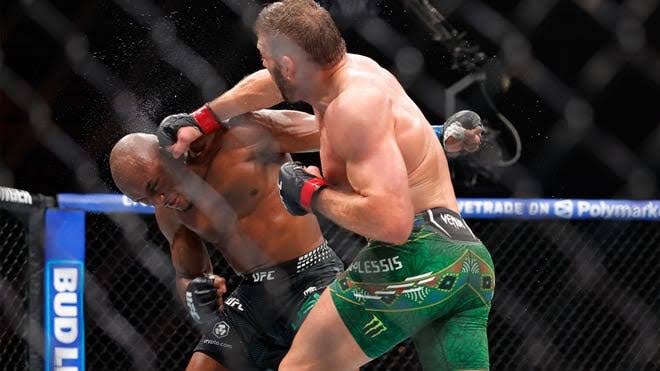 Dricus Du Plessis' coach: Kamaru Usman's foul calls 'all nonsense'