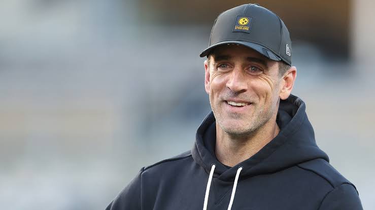 Aaron Rodgers set to begin his 22nd NFL season after agreeing to a Pittsburgh Steelers contract