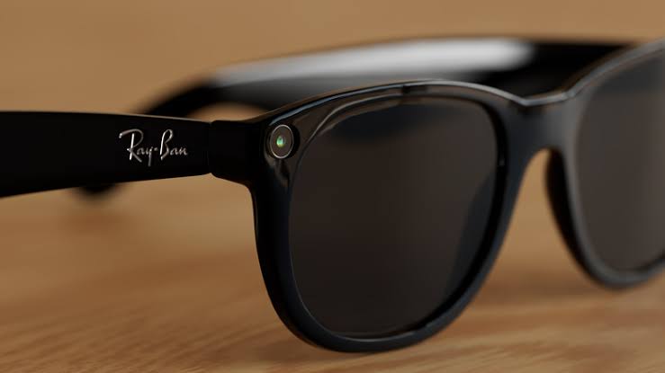 Apple's Smart Glasses Plan To Beat Meta's New Ray-Bans With These 4 New Features