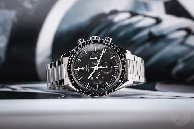 The Definitive Modern Speedmaster — Six Years With The Calibre 321