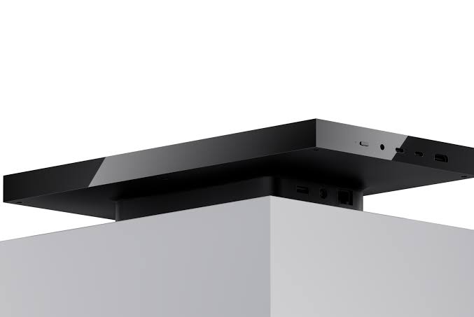 Microsoft created the mini Surface dev box that Qualcomm couldn’t