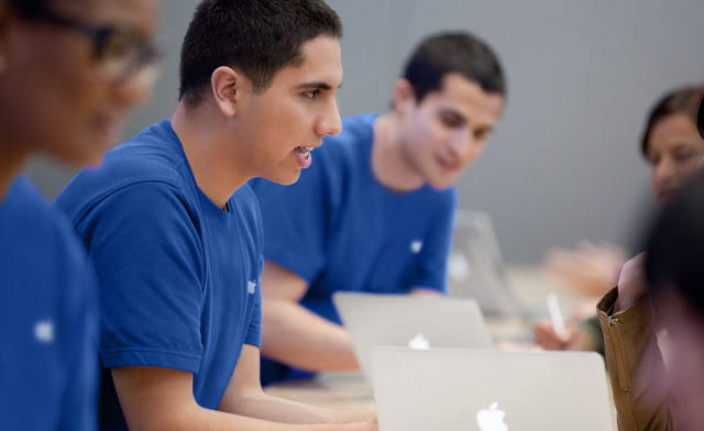 Apple Testing AI to Record and Transcribe Genius Bar Appointments