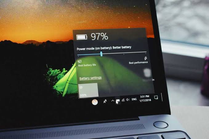 Microsoft admits faulty drivers were killing Windows 11 battery life for years