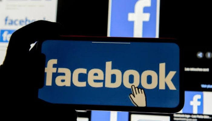 Facebook tests full-screen video feed to rival TikTok