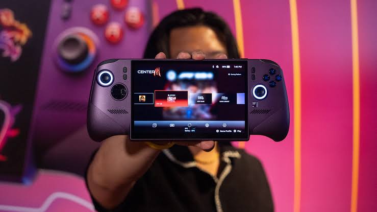 MSI Claw 8 EX AI+ hands-on review: the most powerful gaming handheld in the world