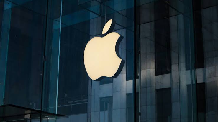 iPhone 18 Ultra: Up To Rs 2.3 Lakh? Leaked Price Of Apple's First Foldable Signals Premium Shift