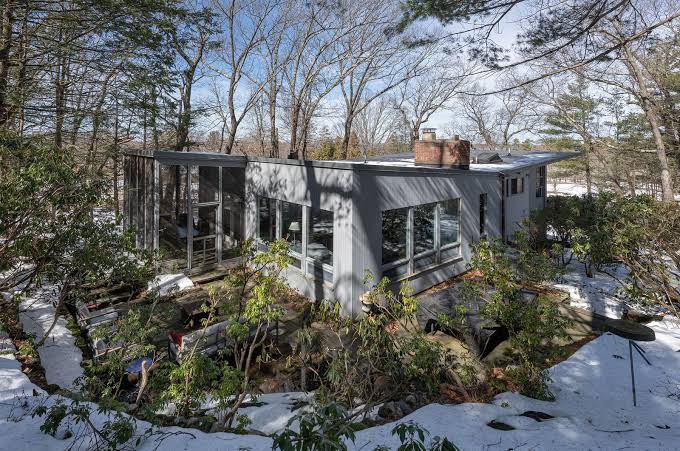 In Massachusetts, a Rare Midcentury Home Just Listed for $1.9M