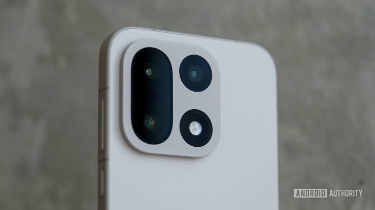 OnePlus 16 main camera leaks, and we're not sure if it's an upgrade or downgrade
