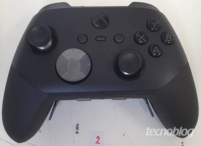 Long-awaited Xbox Elite Series 3 controller leaks in photos from Brazilian government body