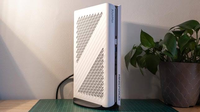 Minisforum AtomMan G1 Pro Desktop Review: The Wobbly Line Between Desktop and True Mini PC