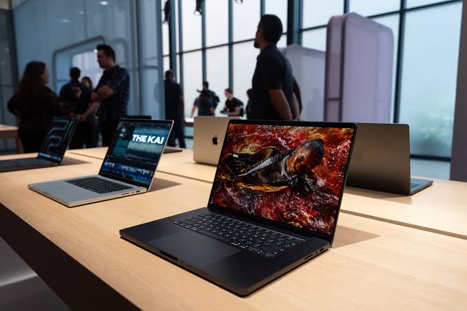Apple’s M6, M7 and M8 Chips Show How AI Is Reshaping the Company