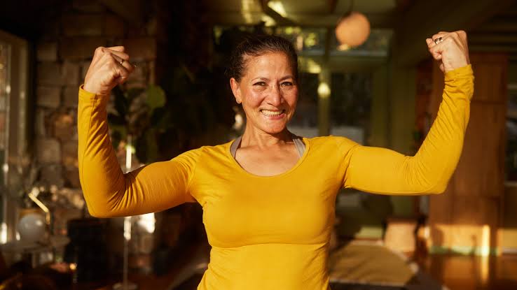 Don’t know where to start with strength training? This expert-approved formula is the simplest way to build muscle at home
