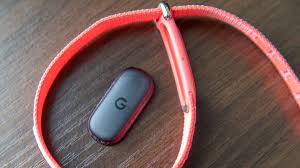 Missing update throws a wrench in the Google Fitbit Air's debut early on