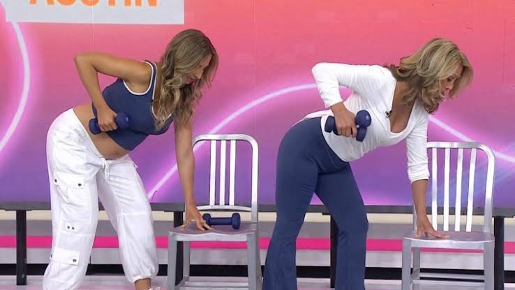 Personal Trainer Reveals the No. 1 Exercise to Do Daily for a Strong Deep Core