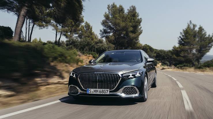 Looking for the ultimate car 'flex'? Buy a sedan with a V12 engine, insiders say