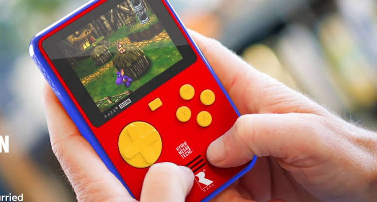 RAMageddon Is Hammering Retro Handheld Makers Like Evercade