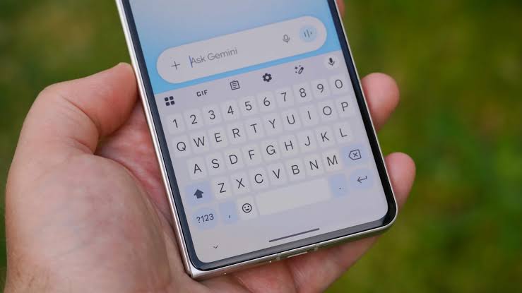 Gemini user hits 5-hour usage cap after a single prompt, Google responds