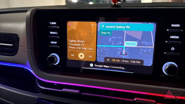 Android Auto finally exits the slow lane, adds Google Maps speedometer