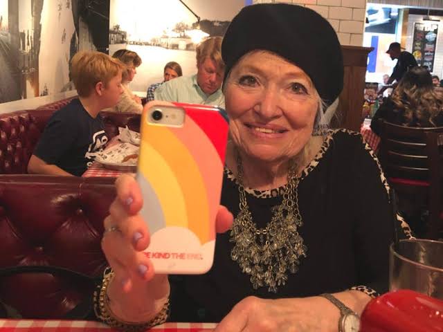 I knew caring for my 88-year-old mom would be hard. I didn't expect to spend so much time on tech support.