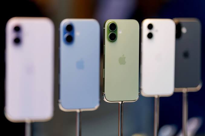 Apple’s iOS 27 Is Filled With Hints About Its Upcoming Foldable iPhone