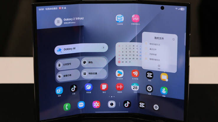 What Owners Say Is The Biggest Problem With Foldable Phones