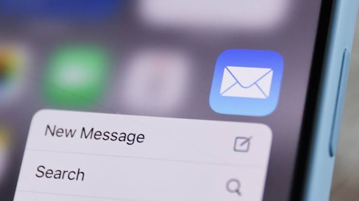 Apple's 'Hide My Email' Reportedly Exposes Your Real Email Address