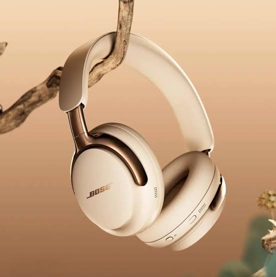 Bose’s latest QuietComfort Ultra are $70 off, marking a new low price