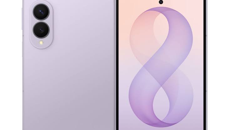 Does the Galaxy Z Fold 8 owe its success to the iPhone Ultra?