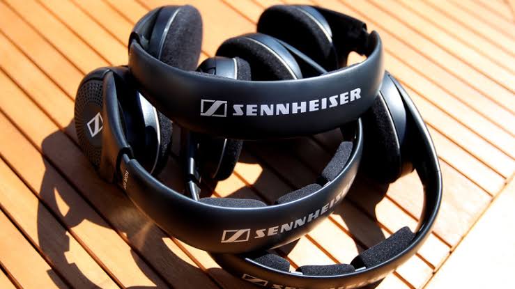 5 Reasons Why Some Gamers Swear By Sennheiser Headphones
