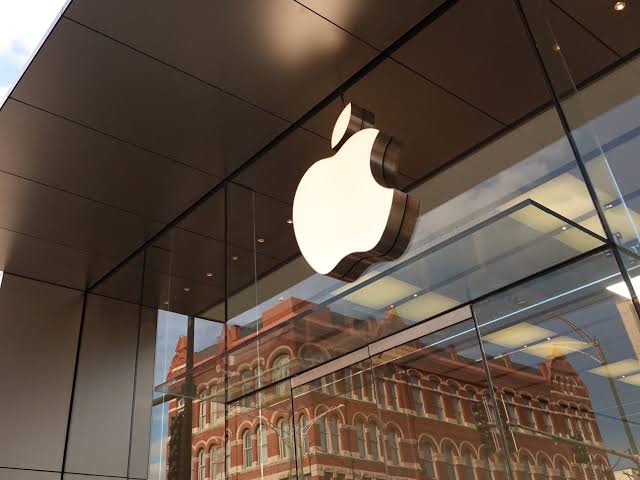 Apple is showing momentum in Macs