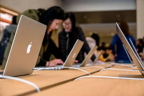 MacBook Retail Sales Challenged By Apple Silicon Legacy