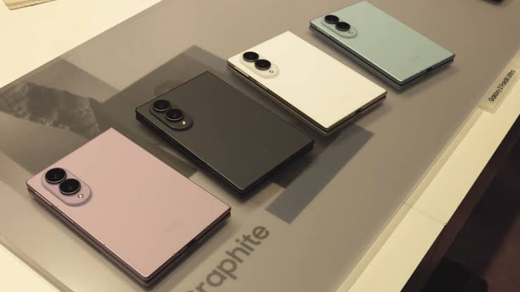 This is what the Galaxy Z Fold 8 tells me about the foldable iPhone