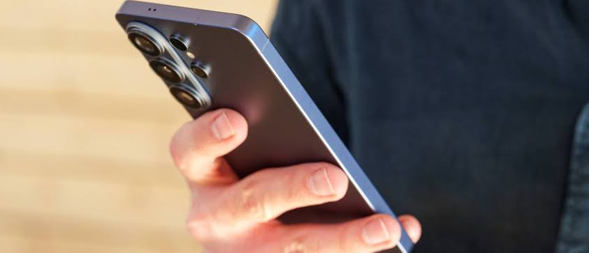 Samsung Galaxy S27 Pro and S27 Ultra battery capacities leak - GSMArena.com news