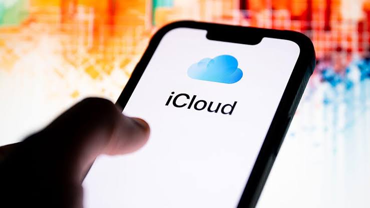 Major Apple Bug Appears to Disclose All Real Emails for 'Hide My Email' Users