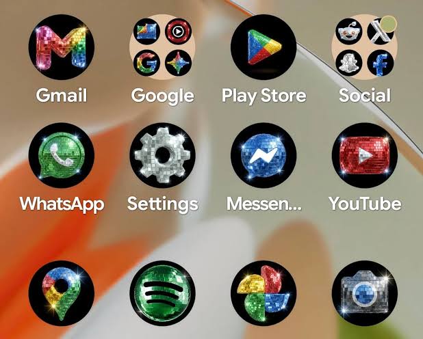 Google Pixel смартфонлари учун ялтироқ диско-бол пиктограммаларини чиқарди