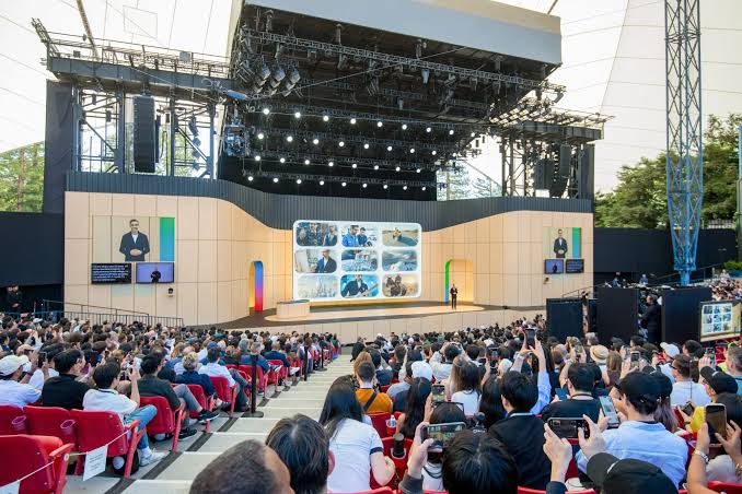 Google Revamps Search for AI Era, Debuts Coding Tools