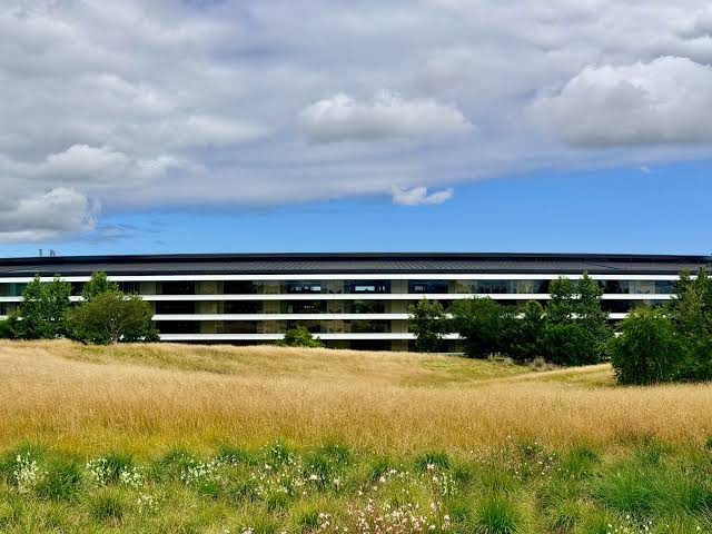 WWDC 2026: Between Seasons