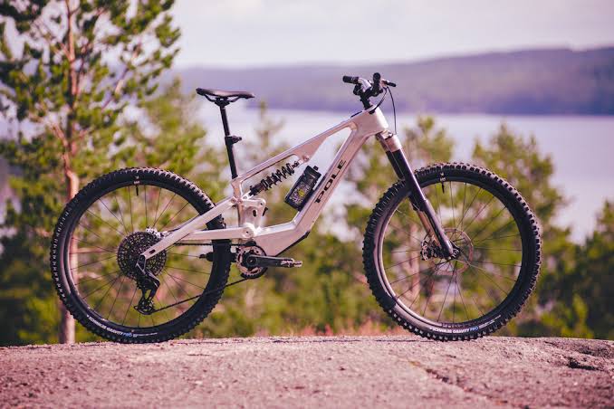First Ride: Pole Hiisi With Maxon Air S Motor
