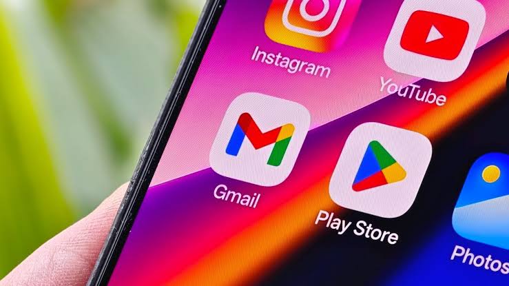 Google's new gradient icons for Gmail, Calendar, Drive and more are finally rolling out
