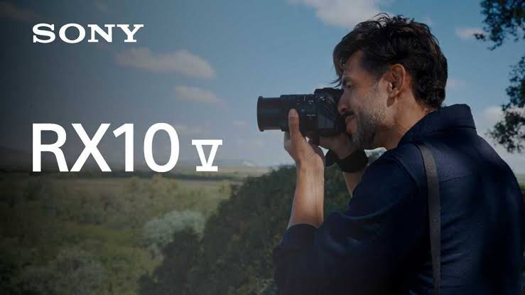 The Sony RX10 V Has Finally Been Revealed With 4K60 Video and Blackout-Free Shooting