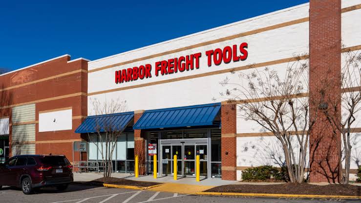 5 Foldable Harbor Freight Finds That Can Easily Fit Into Your Pocket Or Backpack