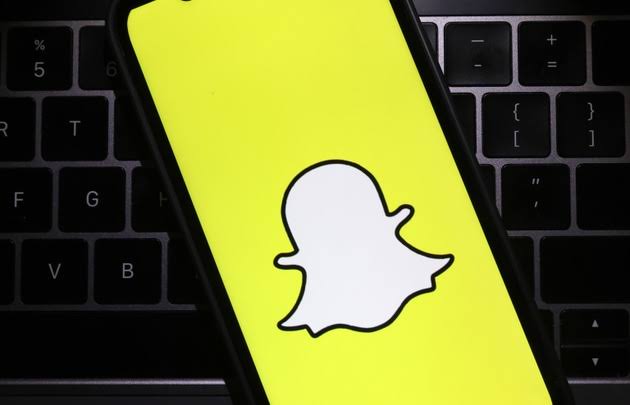 Snap gets a reality check as premium AR glasses drive stock slump
