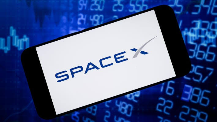 Musk Calls Reporting on SpaceX Prototype AI Device ‘Utterly False’