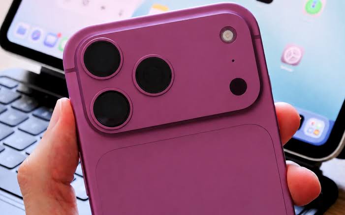 Crackdown raises red flags over ‘biggest leak in Apple’s history’