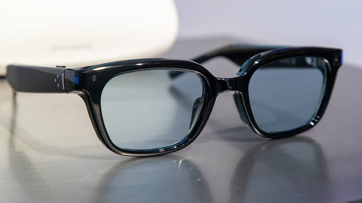 Samsung drops a hint about its Android XR smart glasses pricing