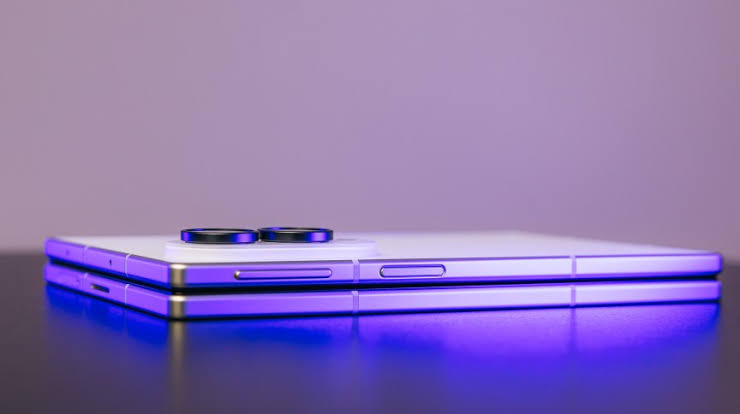 Samsung’s Passport Pivot Is the Best Thing to Happen to Foldables
