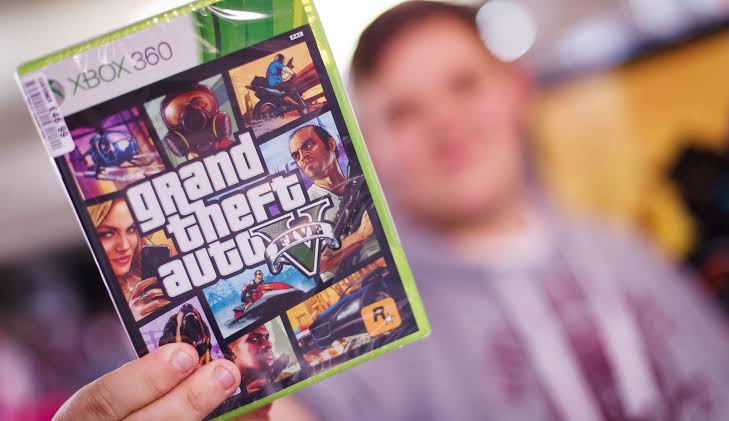 GTA 5 Writer Dan Houser Weighs In On PlayStation Killing Discs