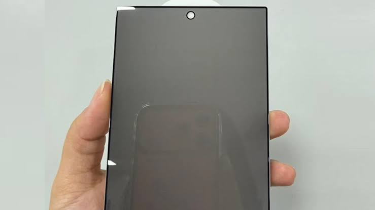 This is what the Samsung Galaxy Z Fold 8 Wide will look like